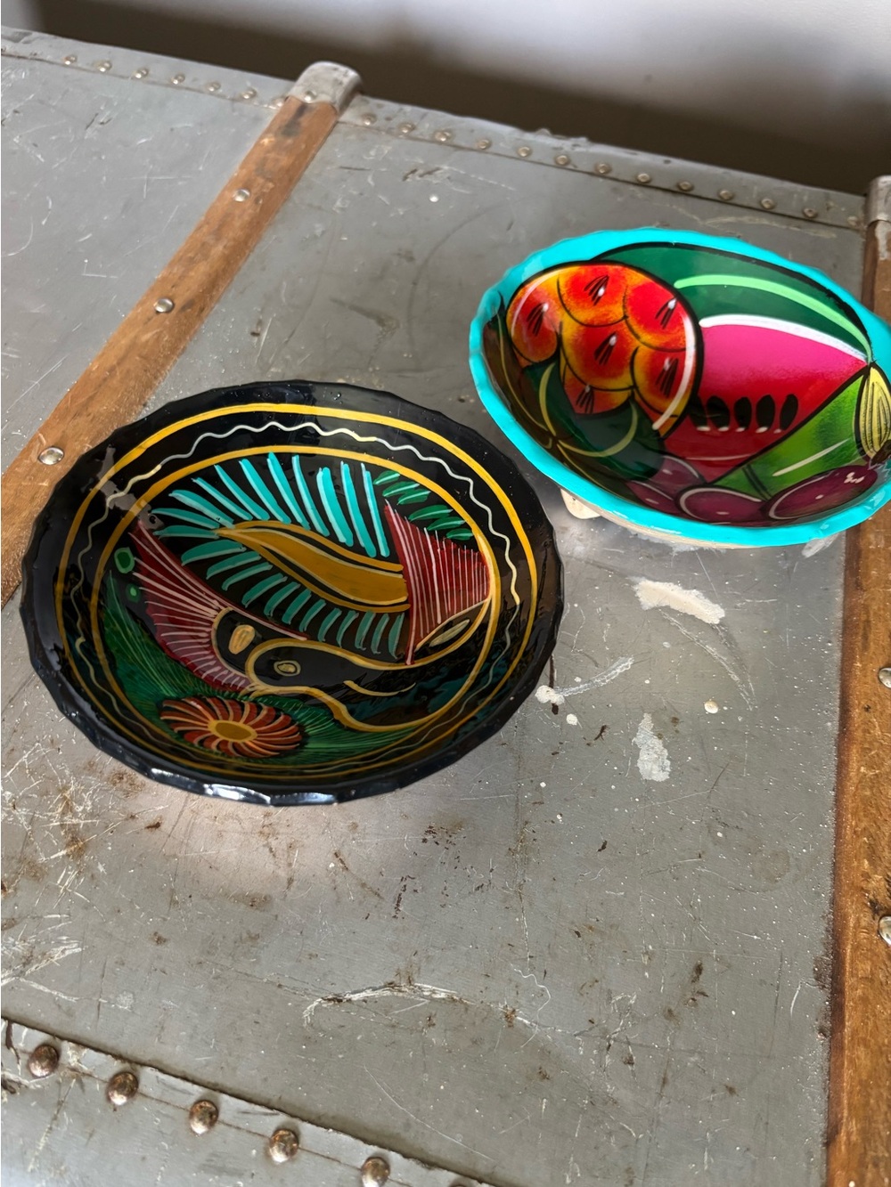 2 (two) Talavera tri-footed pottery bowls.